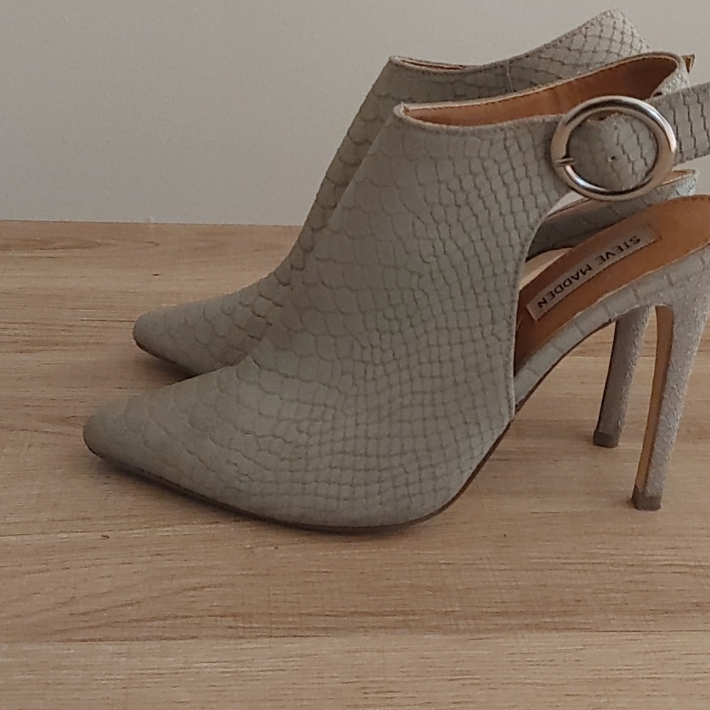 Steve Madden pointers - Picture 3 of 3